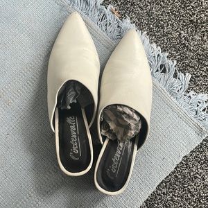 L’intervalle white leather Manila mule in 7.5 / EU 38